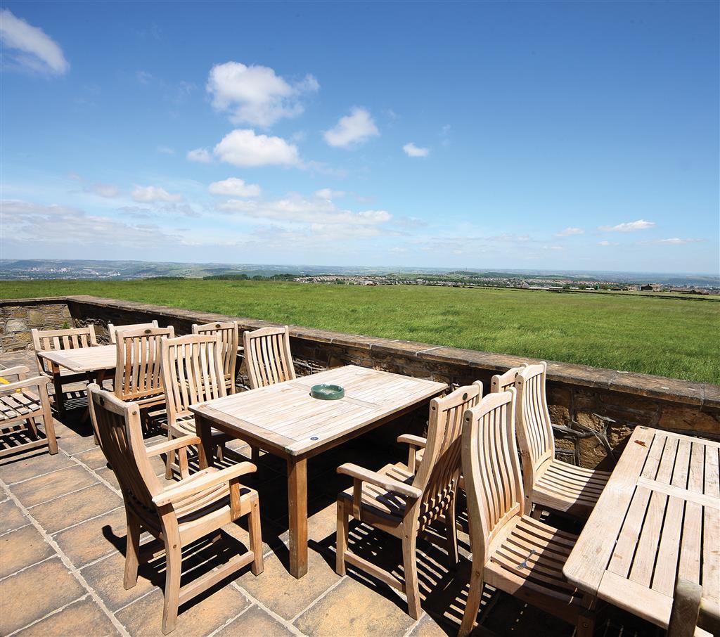 Pennine Manor Hotel Huddersfield Exterior photo