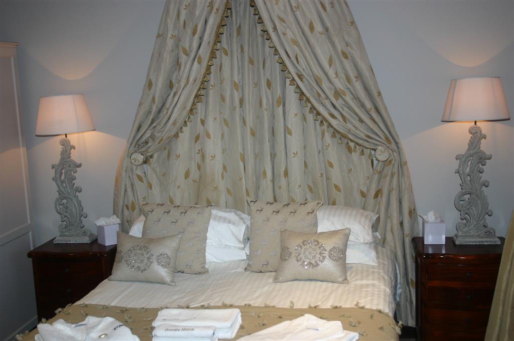 Pennine Manor Hotel Huddersfield Room photo