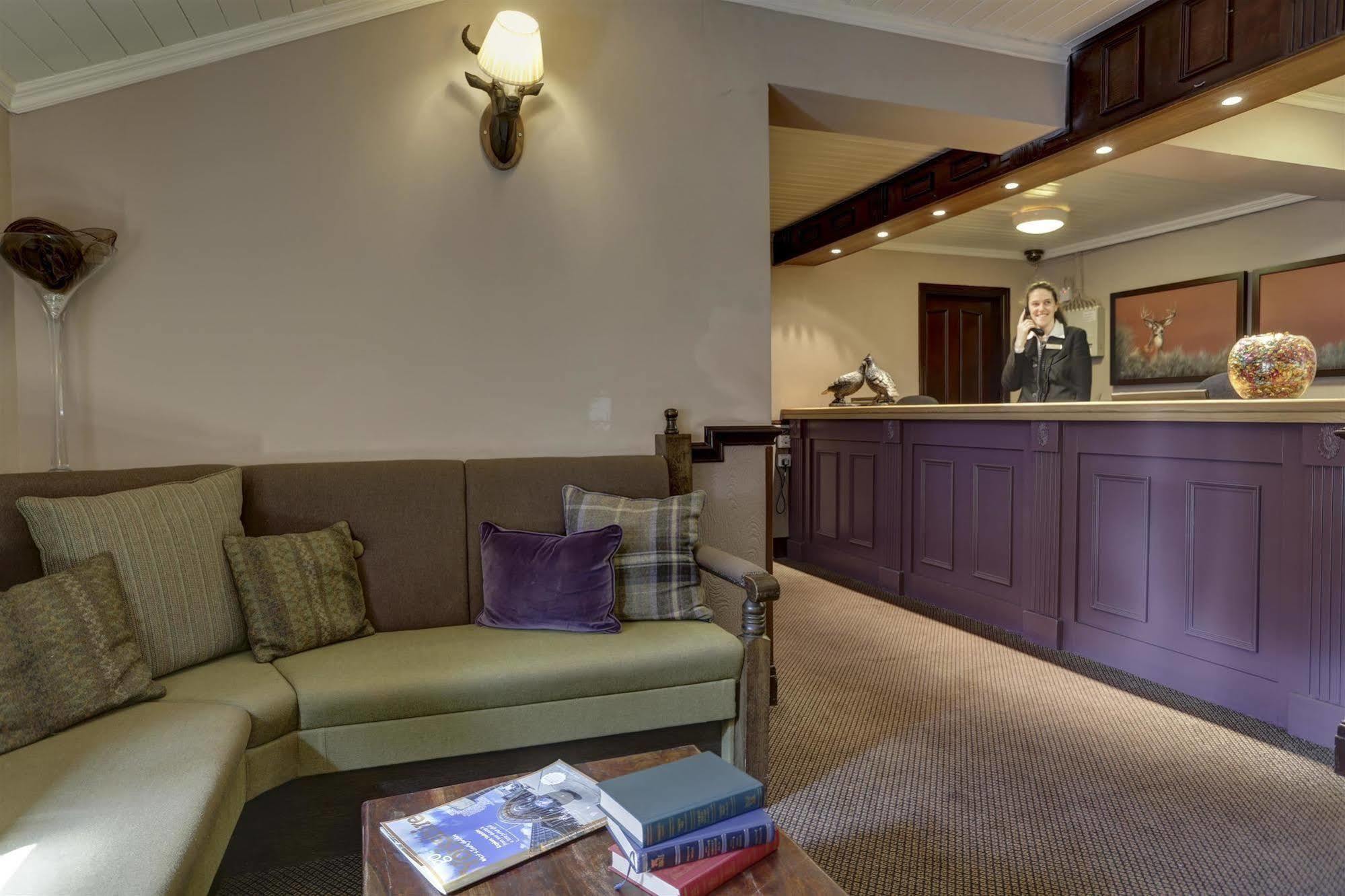 Pennine Manor Hotel Huddersfield Exterior photo